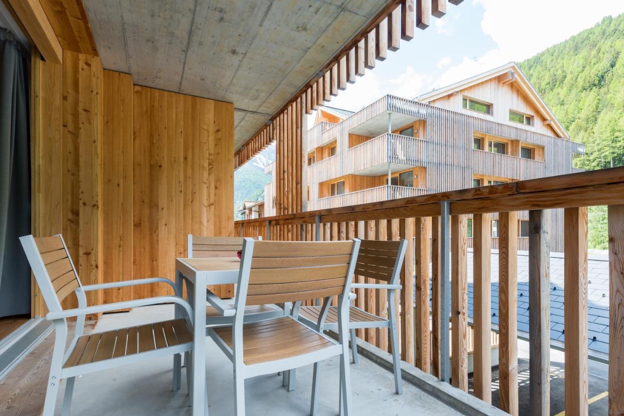 סאס-גרונד Montela Apartments - Haus D מראה חיצוני תמונה